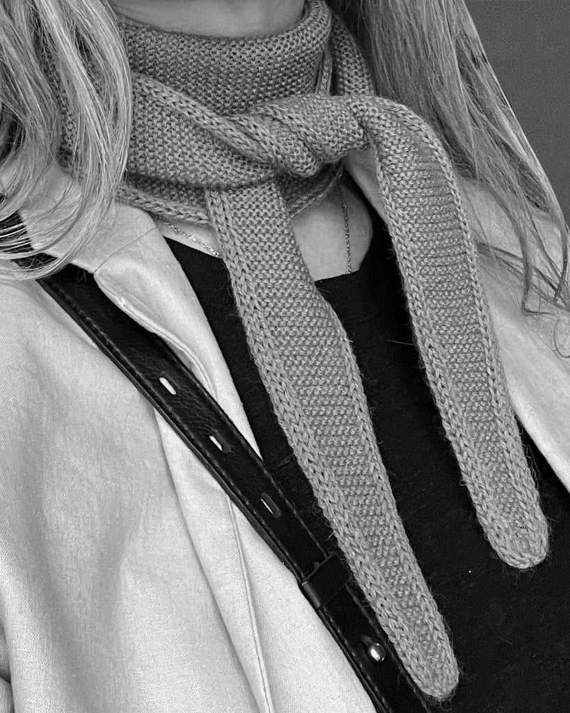 Narrow Scarf